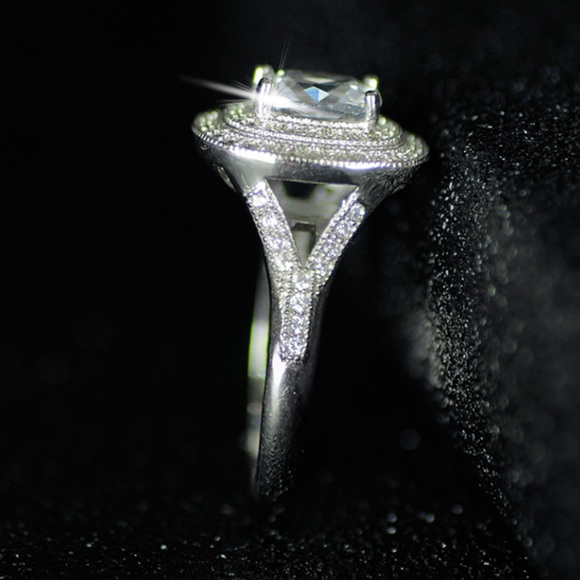 NEW Diamond 💍 Sterling Silver Engagement Ring - Picture 8 of 8